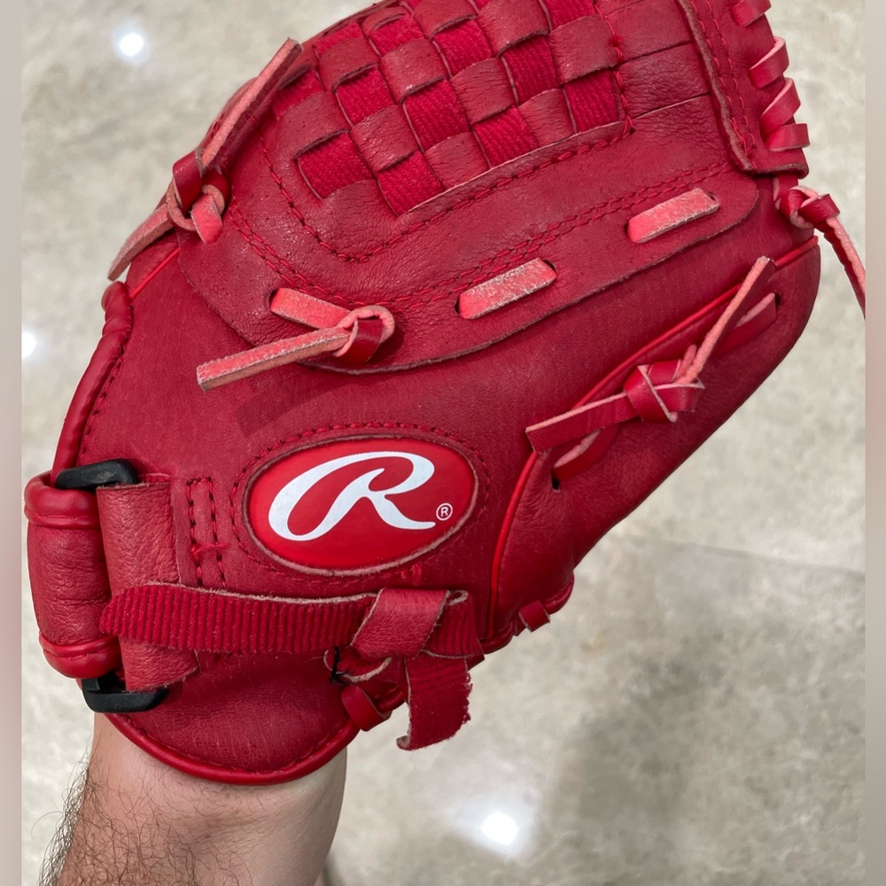 Rawlings Right Hand Throw Highlight Series Red Baseball Glove  H105S 10 1/2"